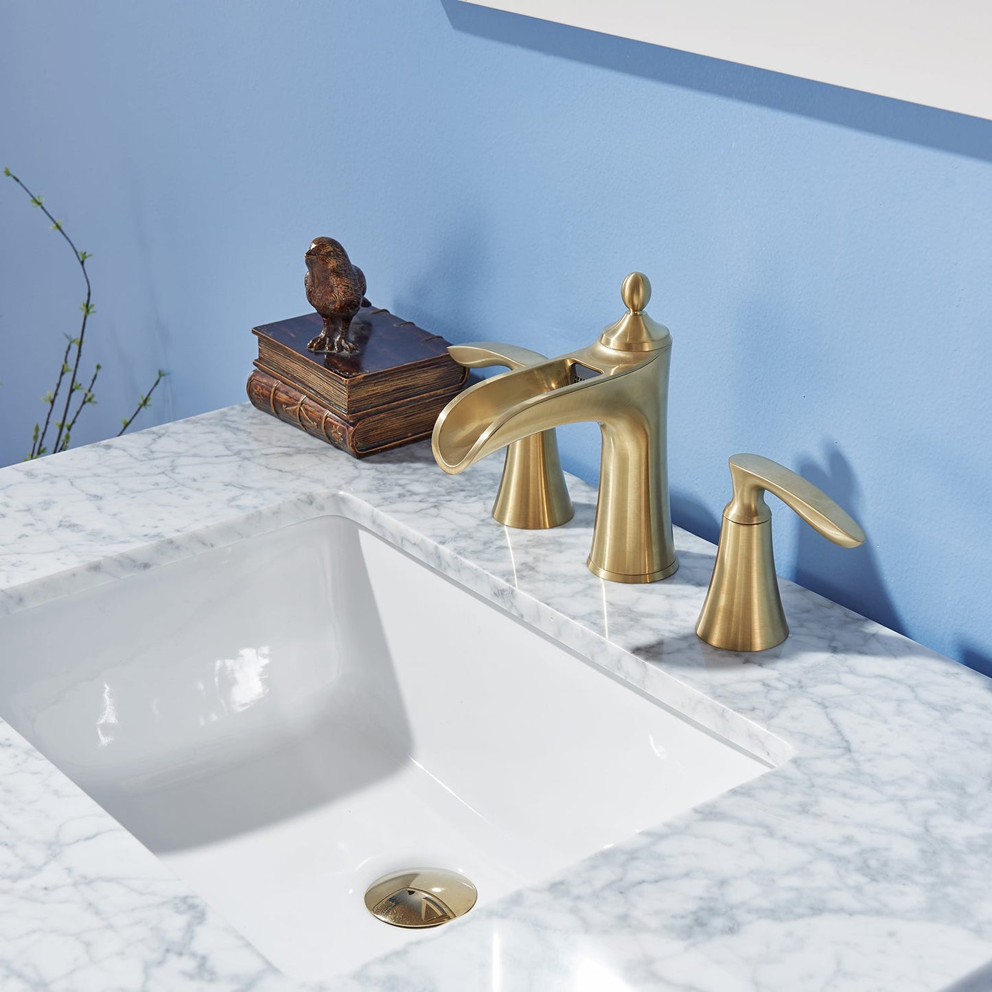 Ivy 30" Single Bathroom Vanity Set in White and Carrara White Marble Countertop with Mirror