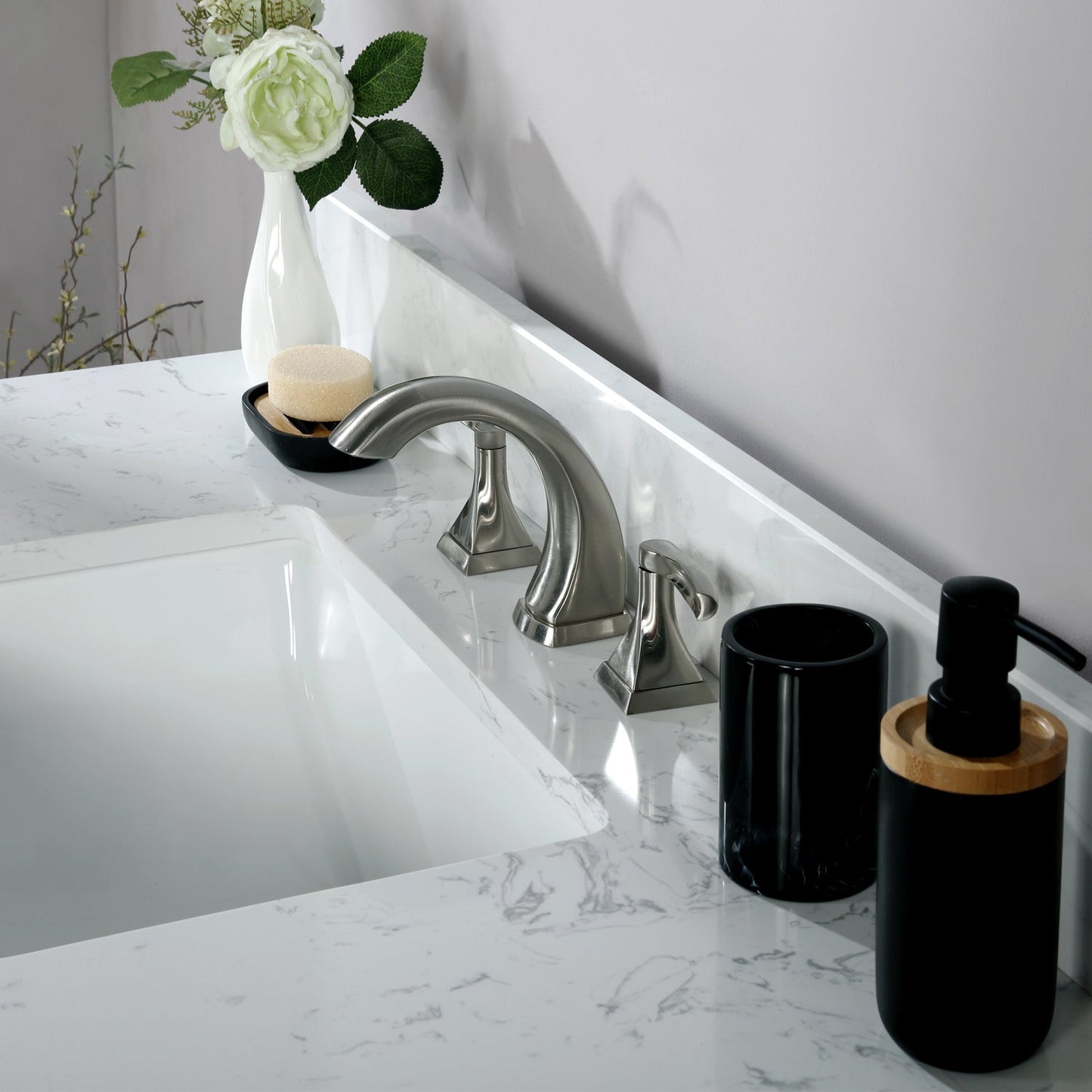 Isla 42" Single Bathroom Vanity Set in White and Aosta White Engineered Stone Countertop without Mirror