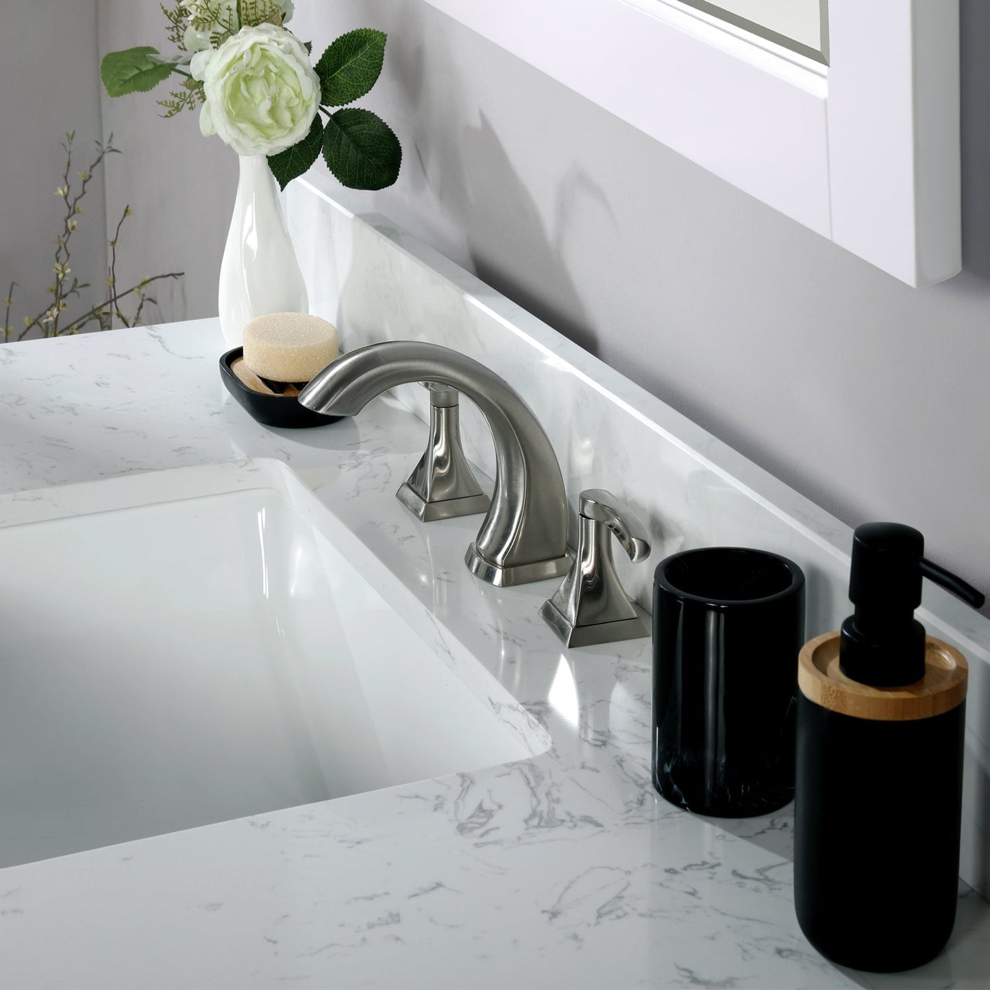 Isla 42" Single Bathroom Vanity Set in White and Aosta White Engineered Stone Countertop with Mirror