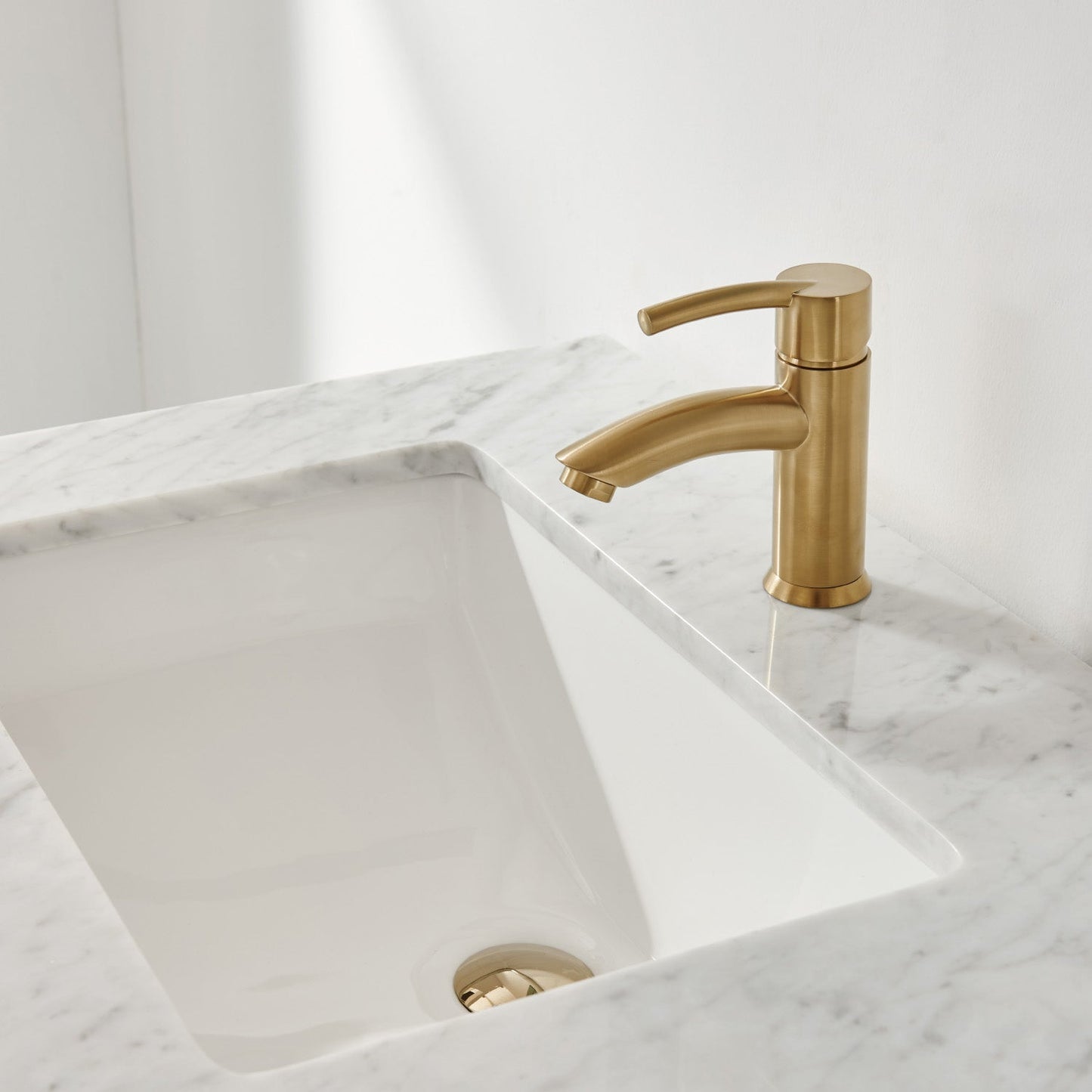 Sutton 36" Single Bathroom Vanity Set in Royal Green and Carrara White Marble Countertop without Mirror