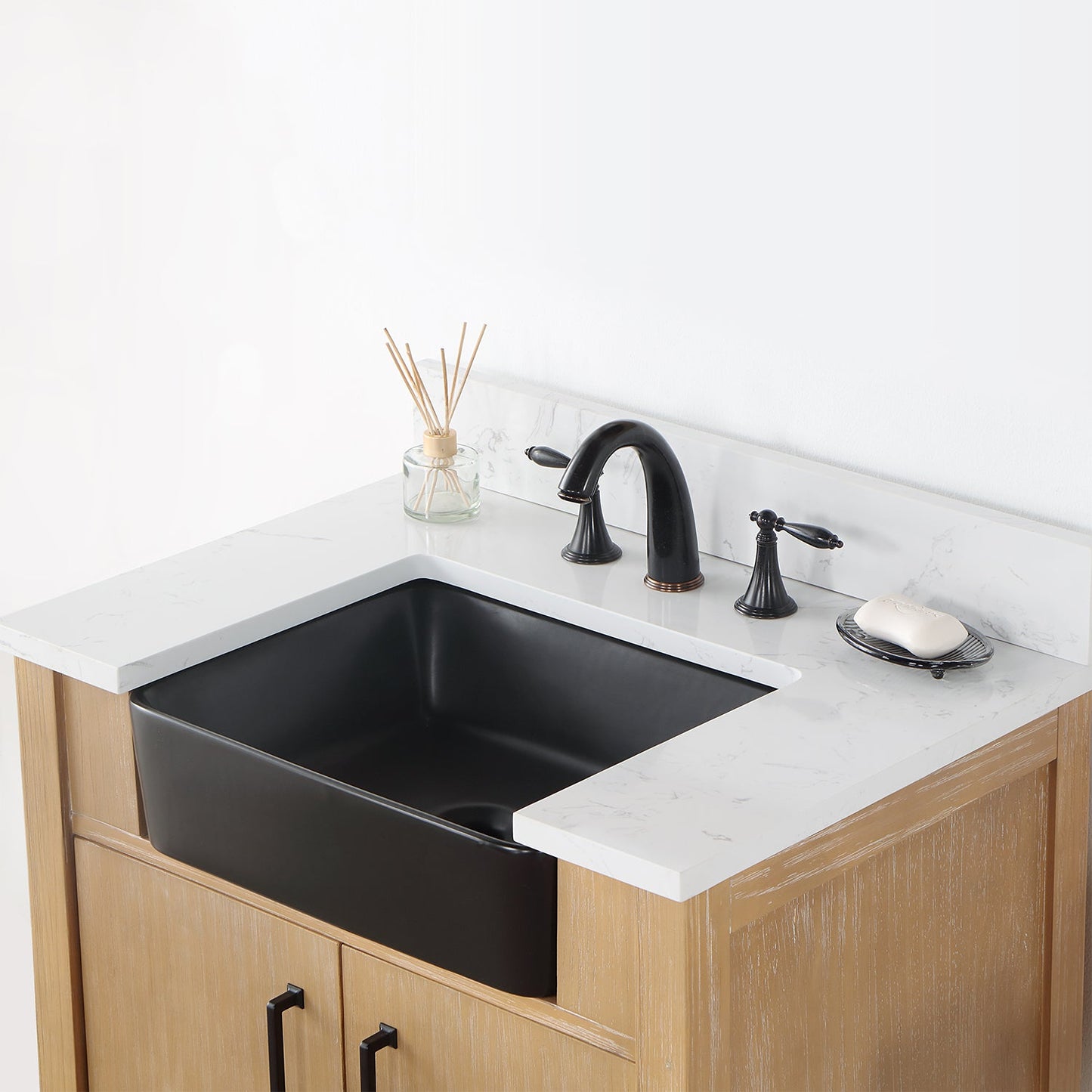 Novago 30" Single Bathroom Vanity in Weathered Pine with Aosta White Engineered Stone Countertop and Farmhouse Sink without Mirror