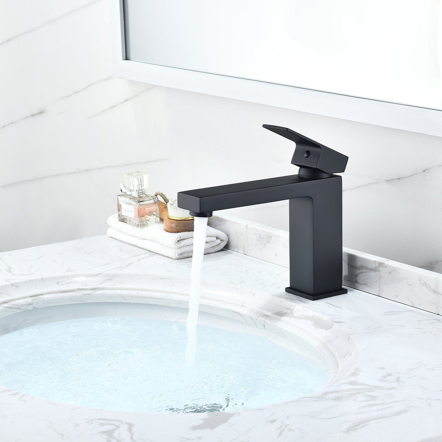Aalst Single Hole Single Handle Bathroom Faucet in Matte Black