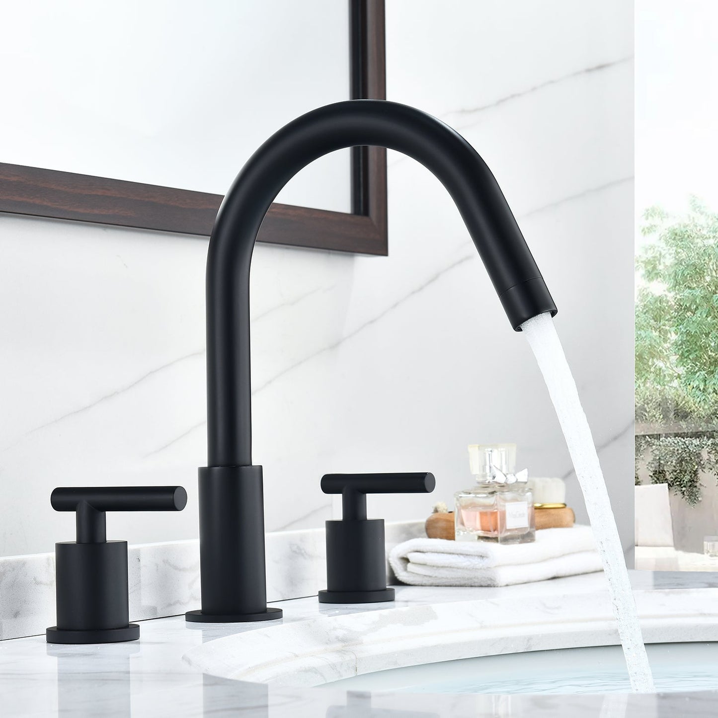 Balen 8" Widespread 2-Handle Bathroom High-Arc Faucet in Matte Black