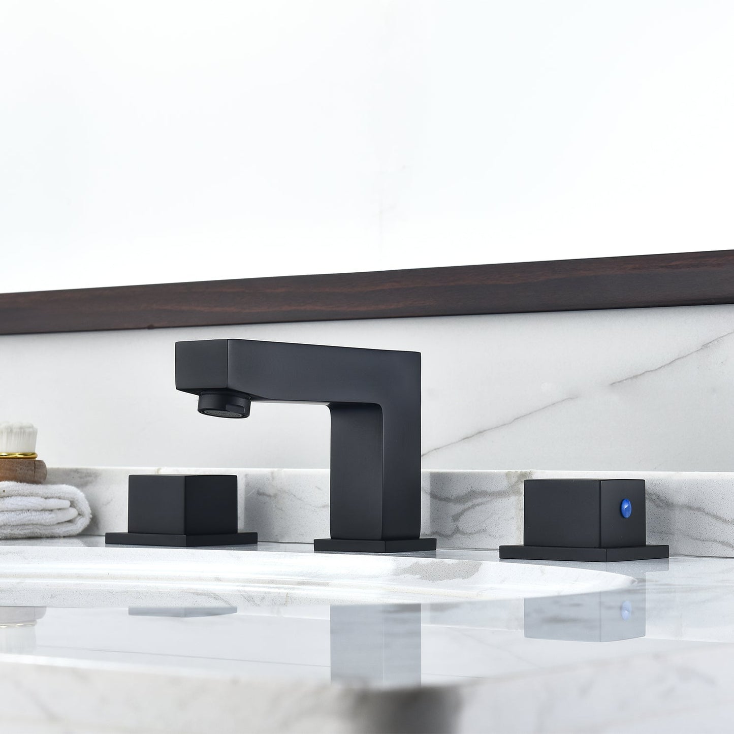 Linter 8" Widespread 2-Handle Bathroom Faucet in Matte Black