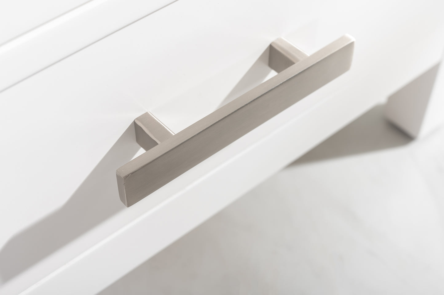 Valentino 24" Single Vanity in White