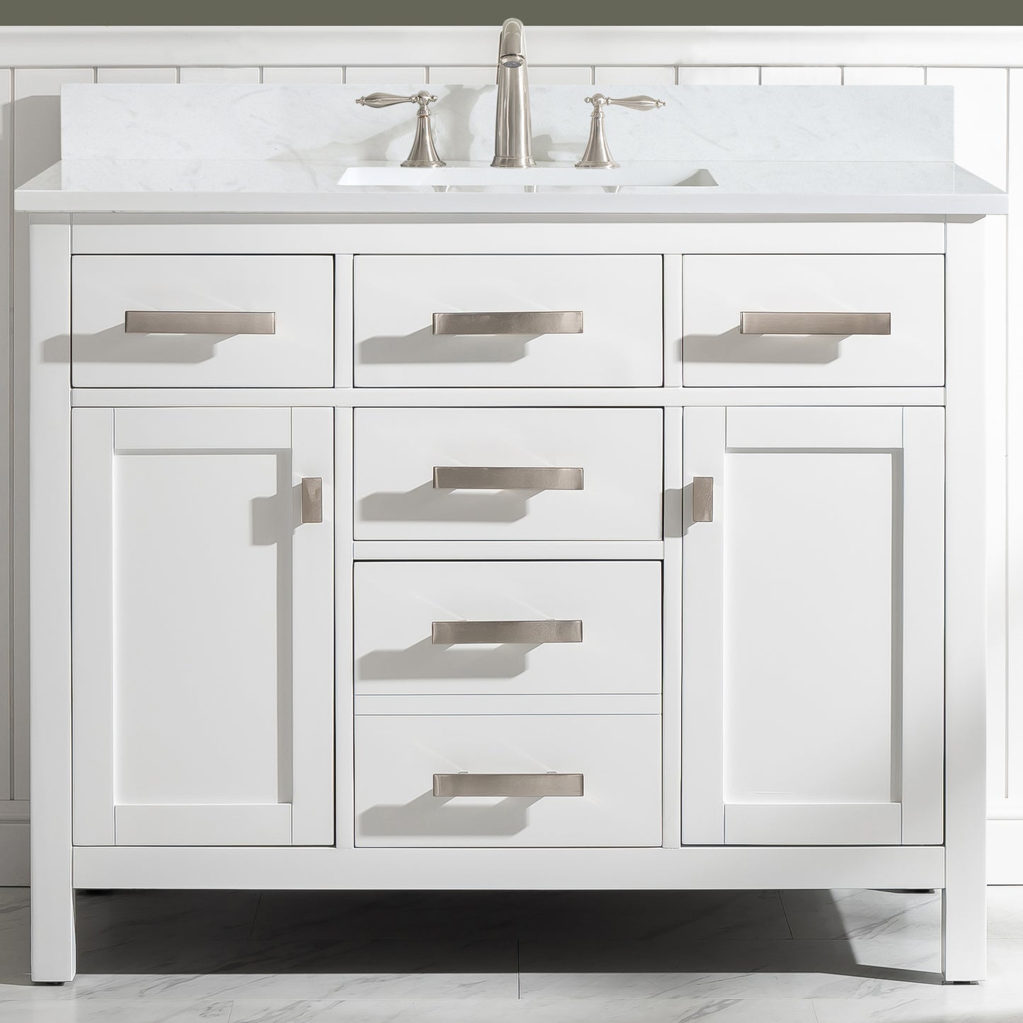 Valentino 42" Single Vanity in White