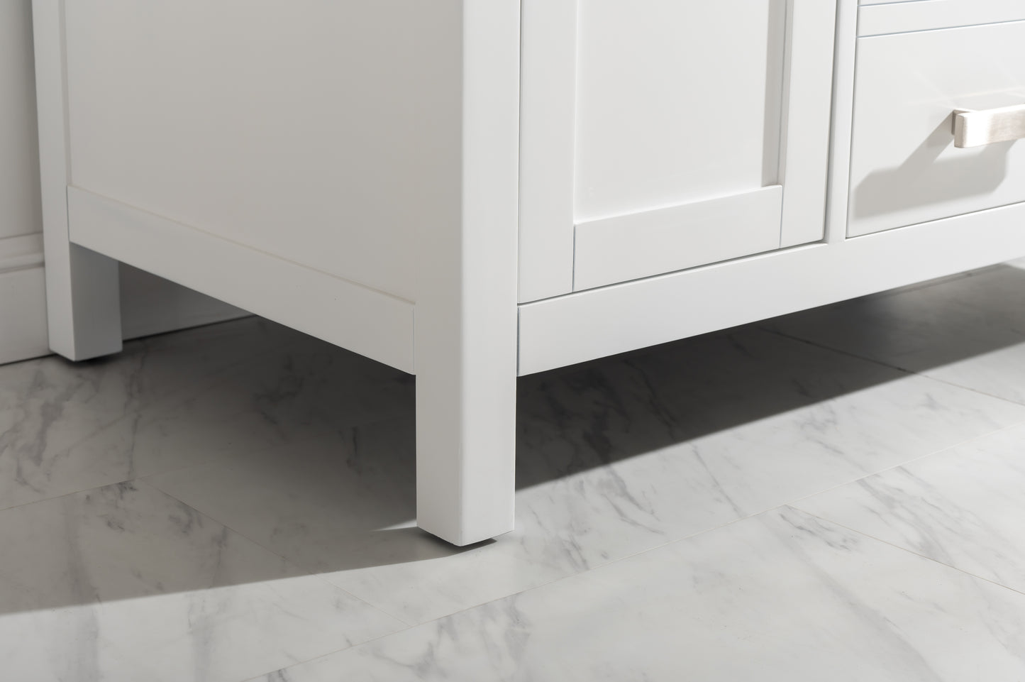 Valentino 42" Single Vanity in White