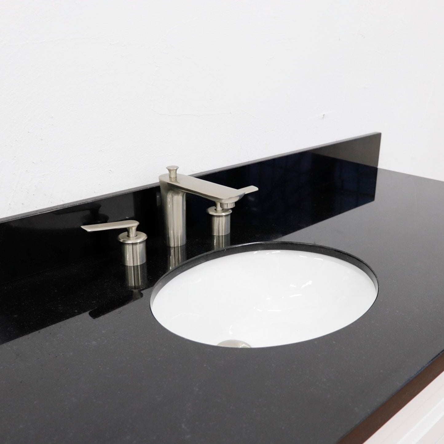 61" Single sink vanity in White finish and Black galaxy granite and oval sink