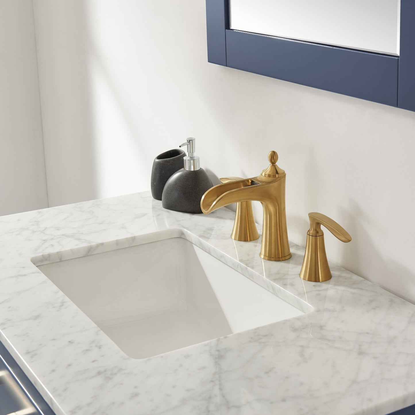 Ivy 36" Single Bathroom Vanity Set in Royal Blue and Carrara White Marble Countertop with Mirror