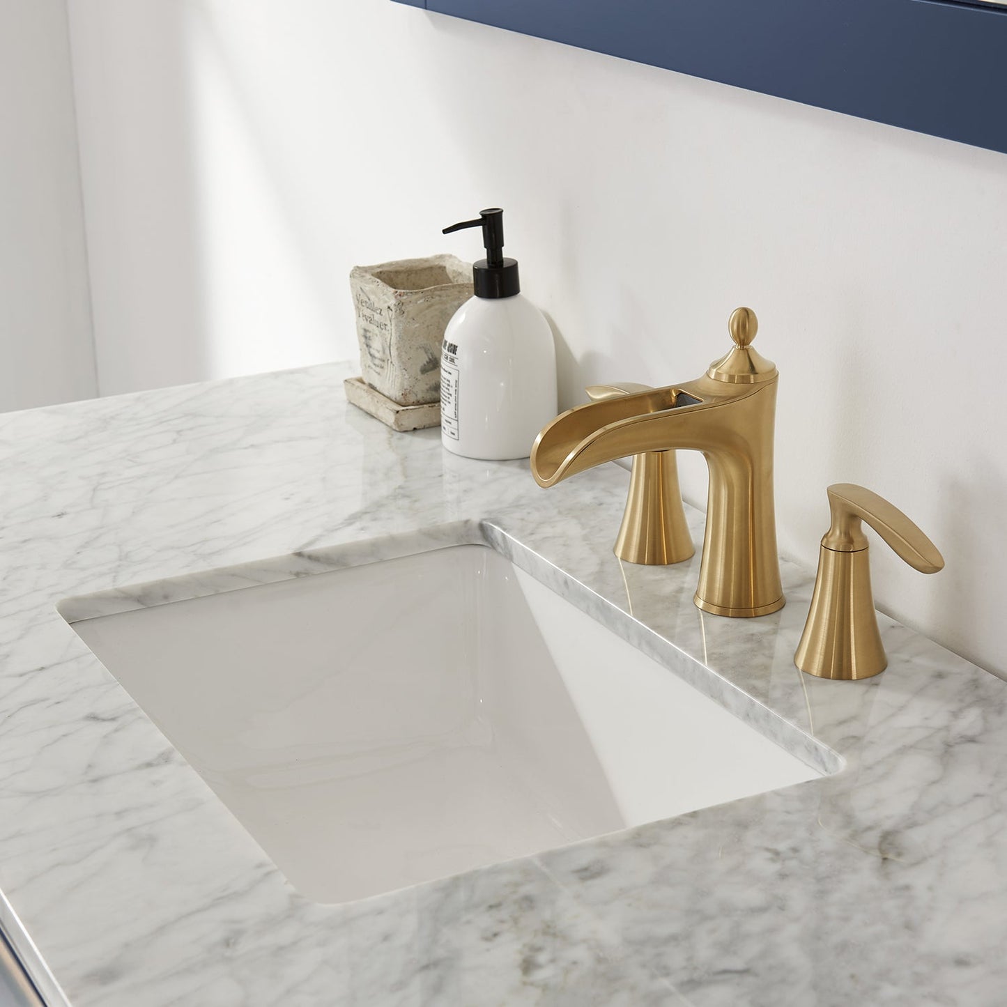 Ivy 48" Single Bathroom Vanity Set in Royal Blue and Carrara White Marble Countertop with Mirror