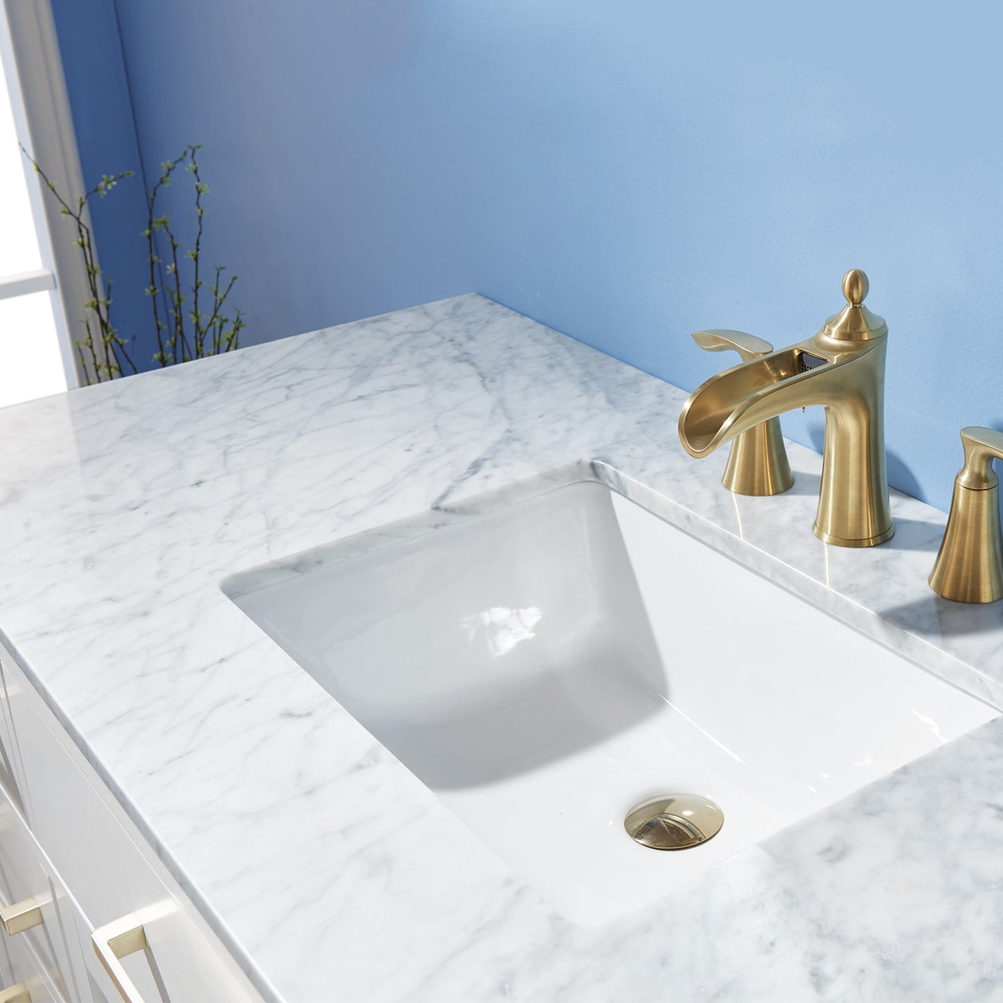 Ivy 48" Single Bathroom Vanity Set in White and Carrara White Marble Countertop without Mirror