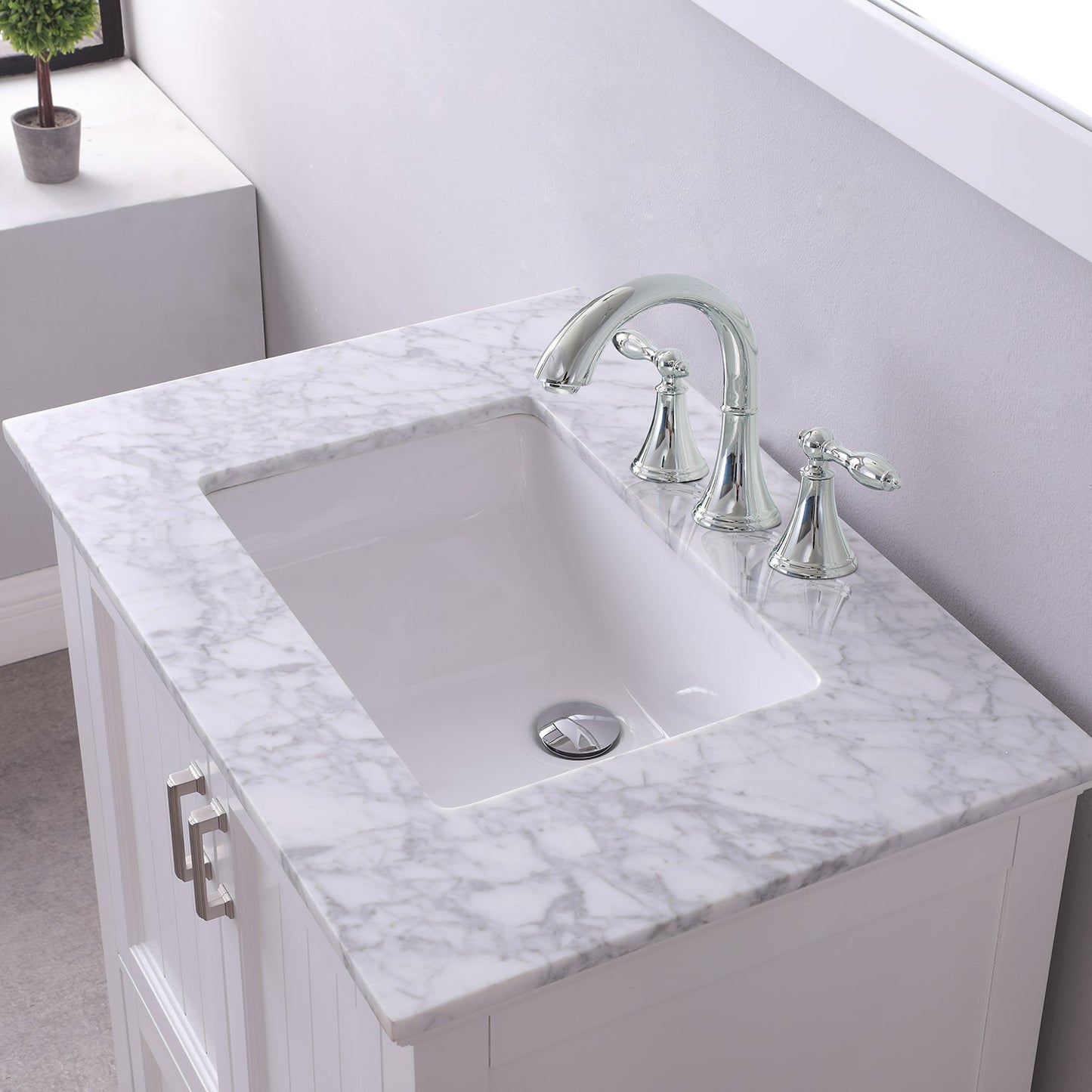 Isla 30" Single Bathroom Vanity Set in White and Carrara White Marble Countertop with Mirror