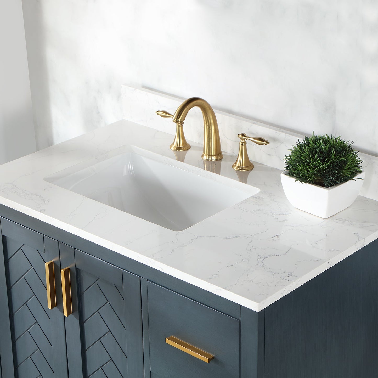 Gazsi 36" Single Bathroom Vanity Set in Classic Blue with Grain White Engineered Stone Countertop without Mirror