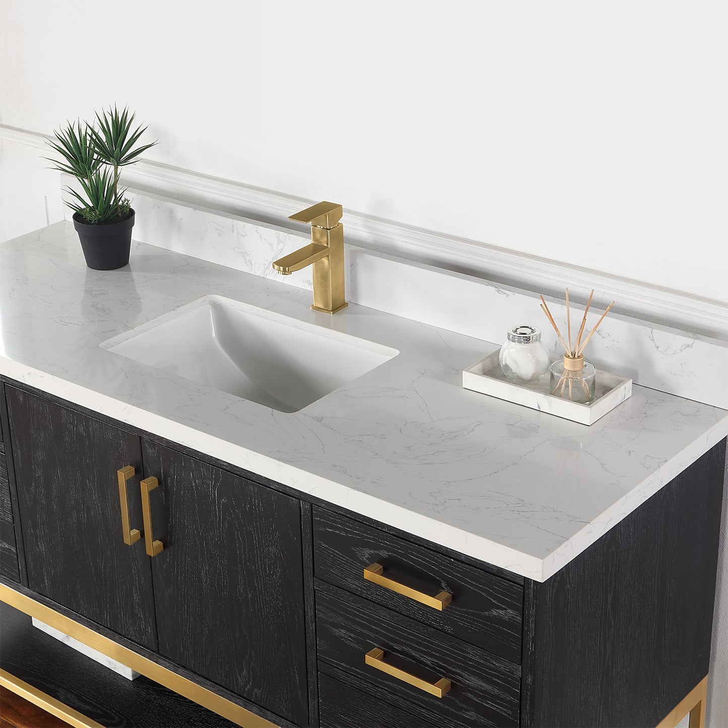 Wildy 60" Single Bathroom Vanity Set in Black Oak with Grain White Engineered Stone Countertop without Mirror