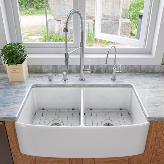 ALFI Brand  White Smooth Curved Apron 33" x 20" Double Bowl Fireclay Farm Sink with Grid